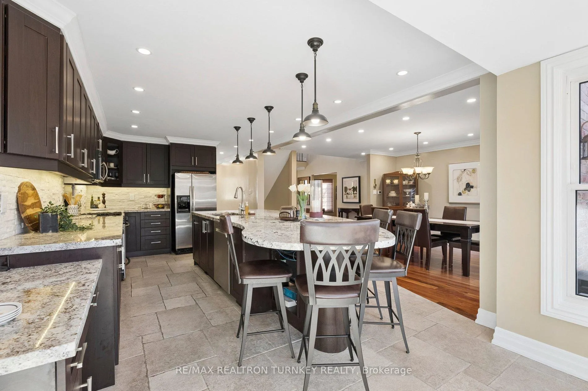Photo 13 of 22 Trillium Drive, Aurora, Aurora Highlands — HOMEH
