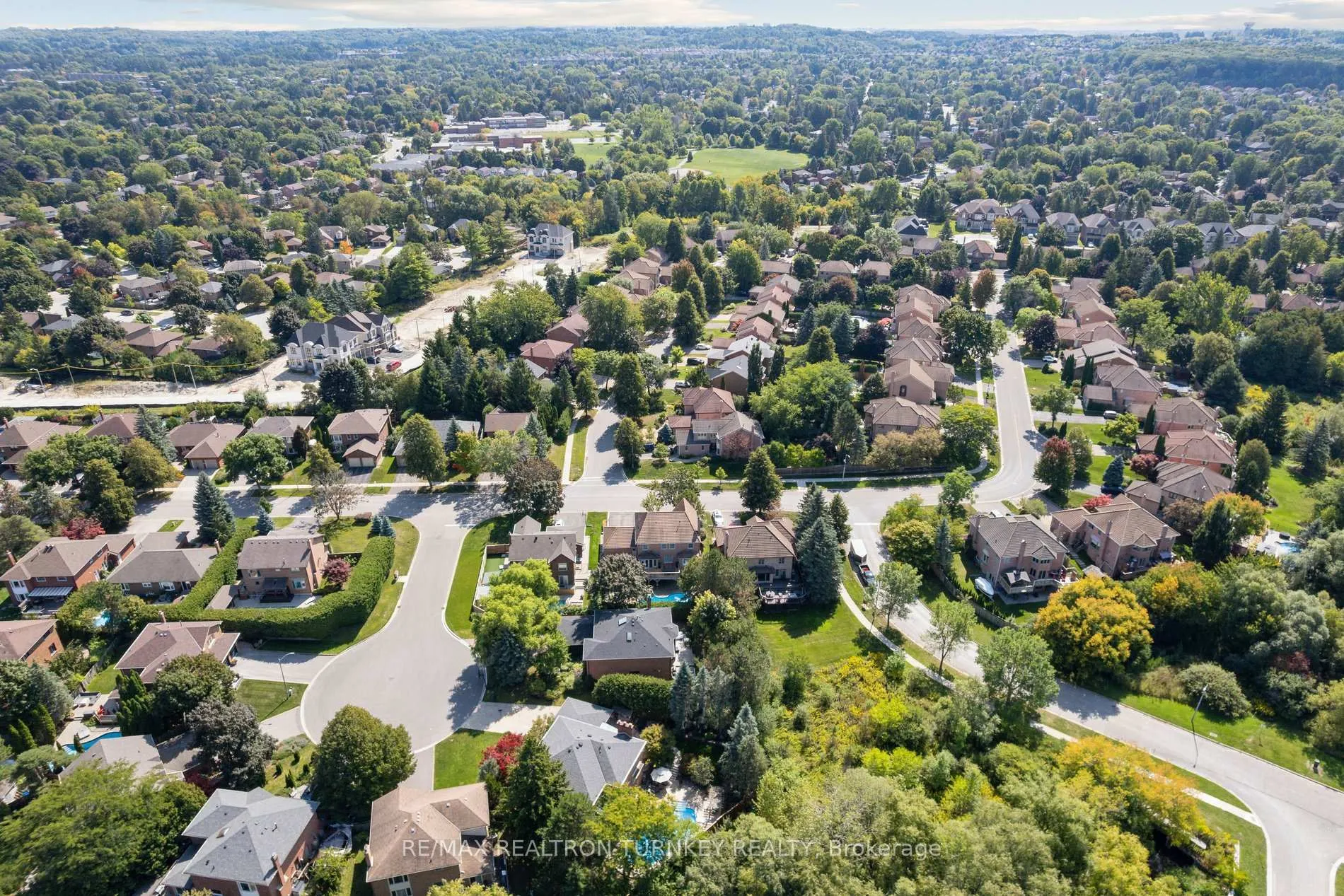 Photo 47 of 22 Trillium Drive, Aurora, Aurora Highlands — HOMEH