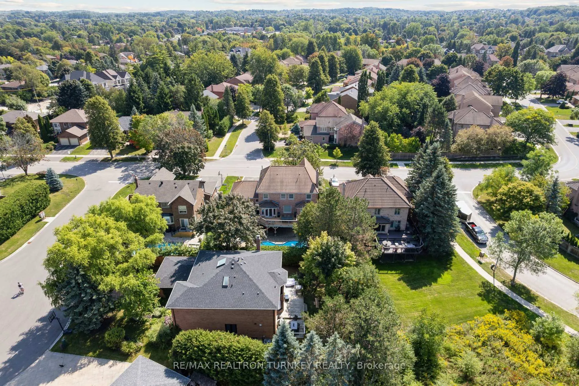 Photo 48 of 22 Trillium Drive, Aurora, Aurora Highlands — HOMEH