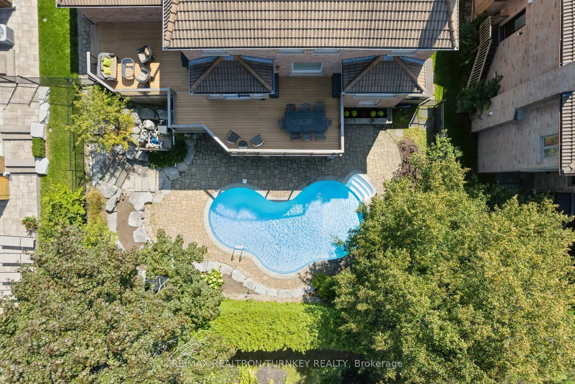 Photo 49 of 22 Trillium Drive, Aurora, Aurora Highlands — HOMEH