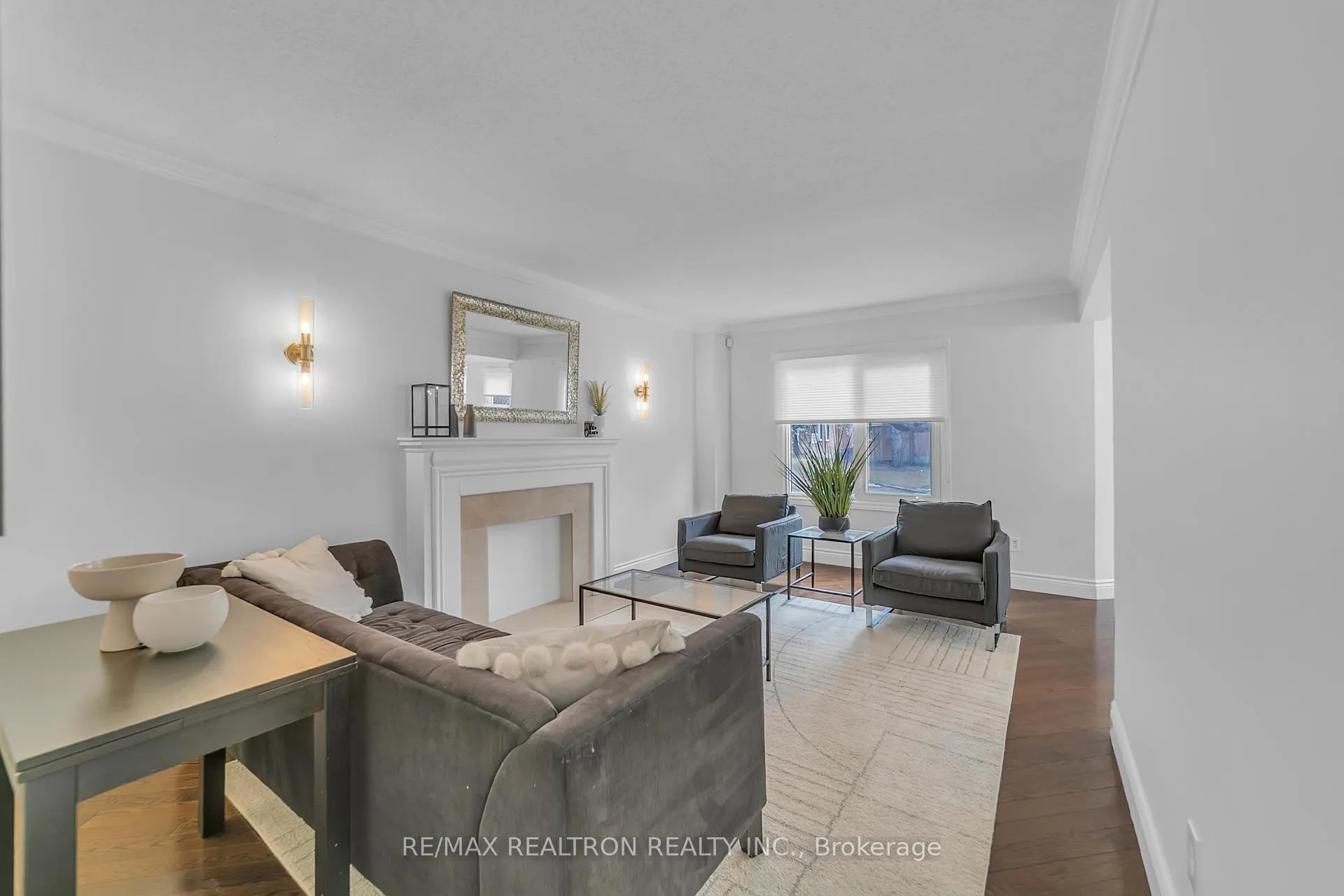 Photo 3 of Unit 61, 24 Beaumont Place, Vaughan, Uplands — HOMEH