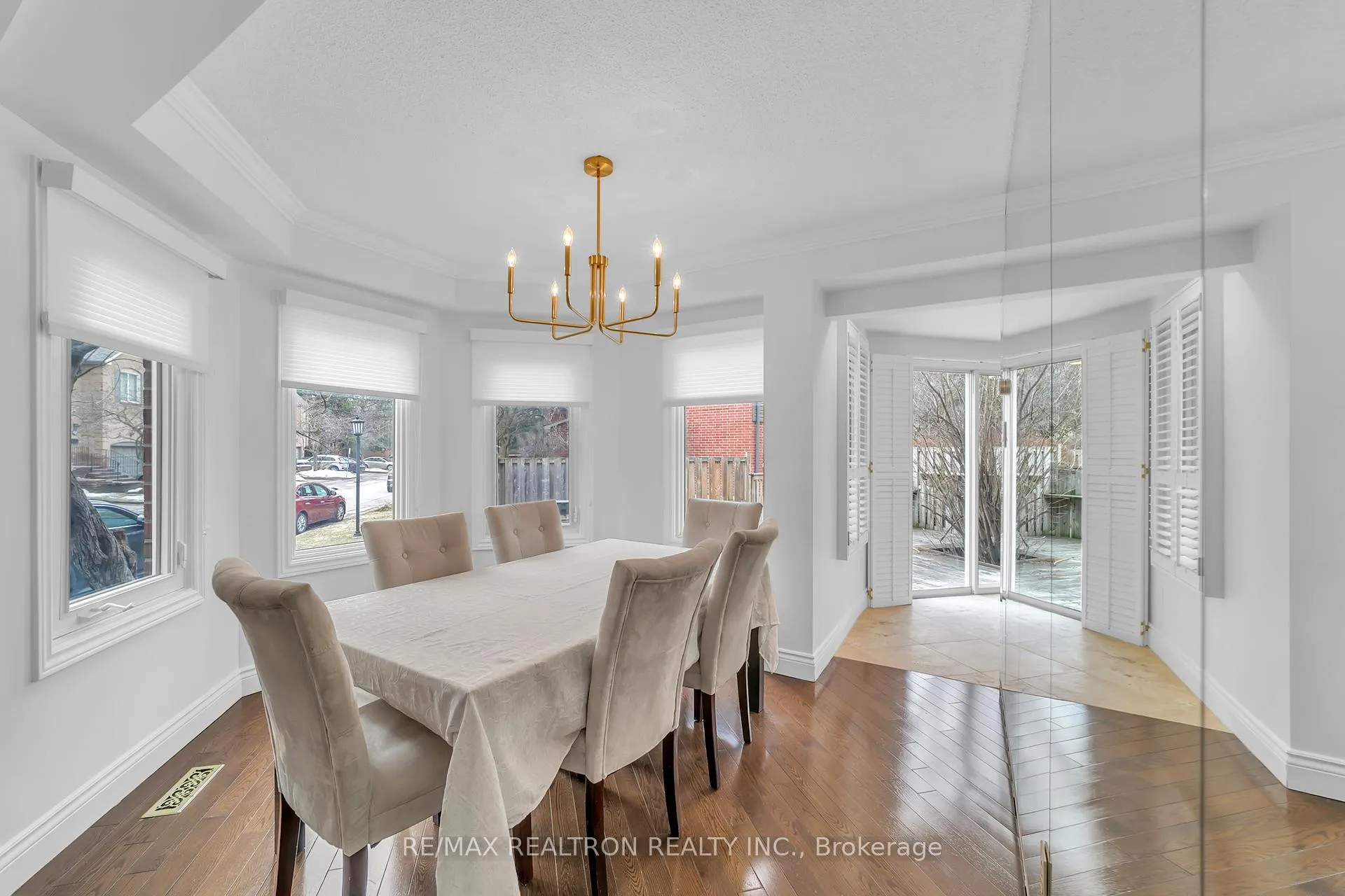 Photo 4 of Unit 61, 24 Beaumont Place, Vaughan, Uplands — HOMEH