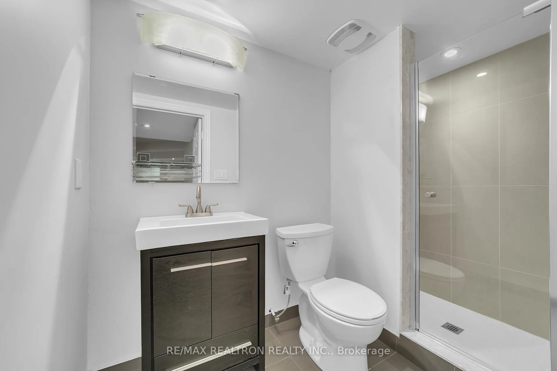 Photo 24 of Unit 61, 24 Beaumont Place, Vaughan, Uplands — HOMEH