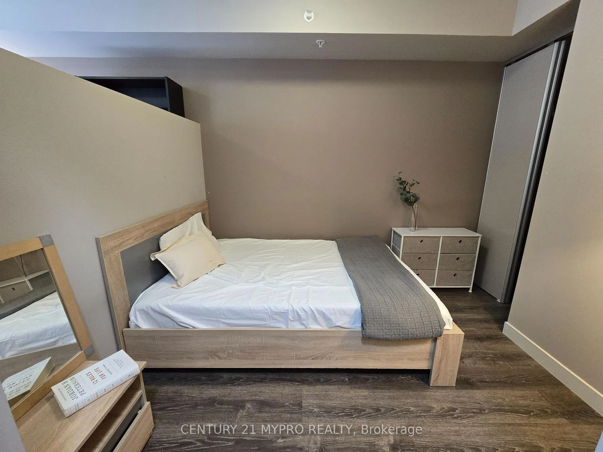 Photo 13 of Unit 416, 308 Lester Street, Waterloo — HOMEH
