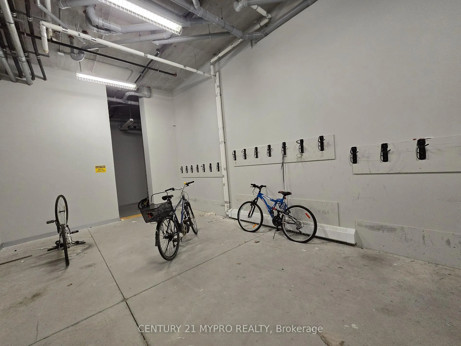 Photo 37 of Unit 416, 308 Lester Street, Waterloo — HOMEH