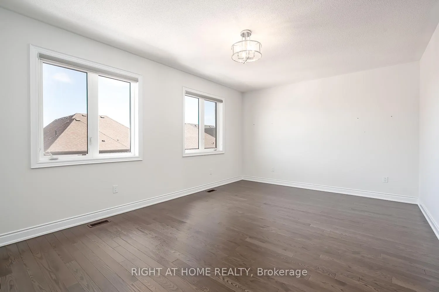 Photo 29 of 1261 Merton Road, Oakville, Glen Abbey — HOMEH