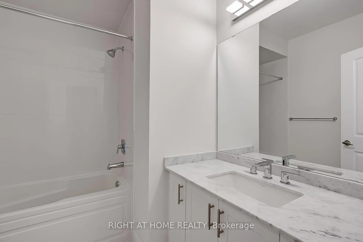 Photo 40 of 1261 Merton Road, Oakville, Glen Abbey — HOMEH