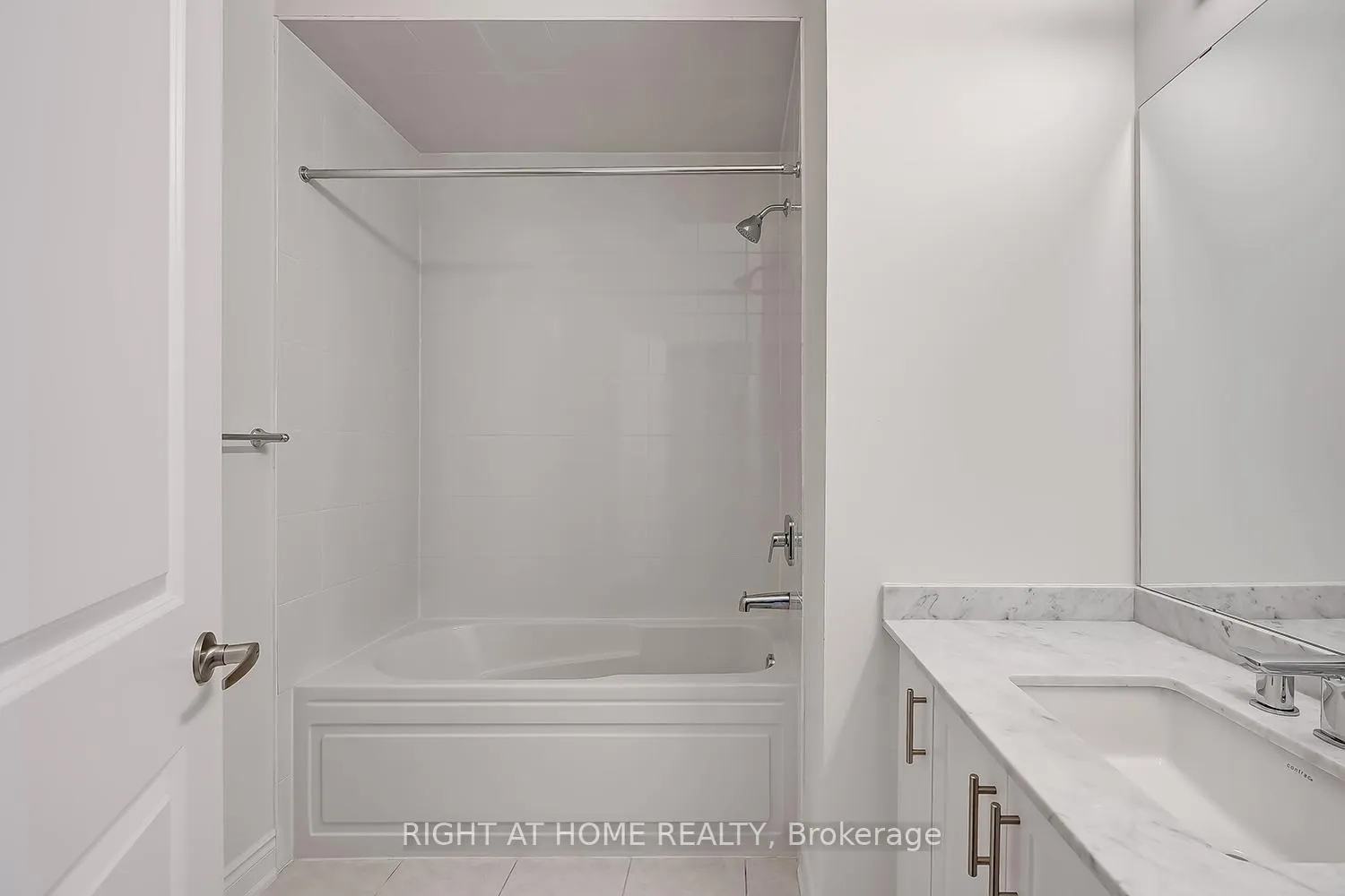 Photo 41 of 1261 Merton Road, Oakville, Glen Abbey — HOMEH