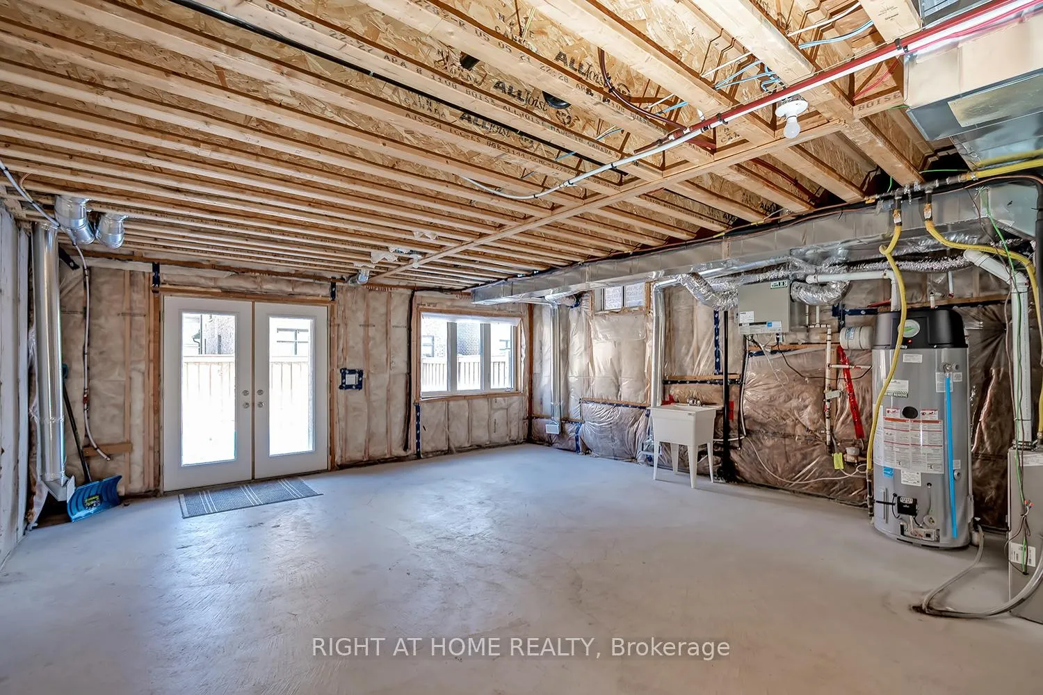 Photo 43 of 1261 Merton Road, Oakville, Glen Abbey — HOMEH