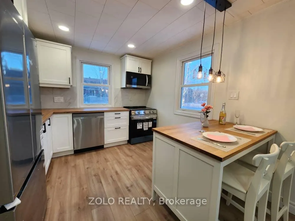 Photo 1 of 334 Little Avenue N, Barrie, Painswick North — HOMEH