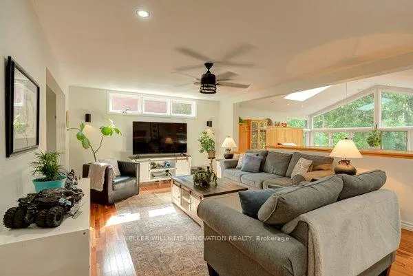 Photo 10 of 69 Longwood Drive, Waterloo — HOMEH