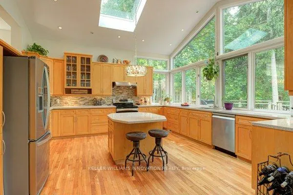 Photo 13 of 69 Longwood Drive, Waterloo — HOMEH