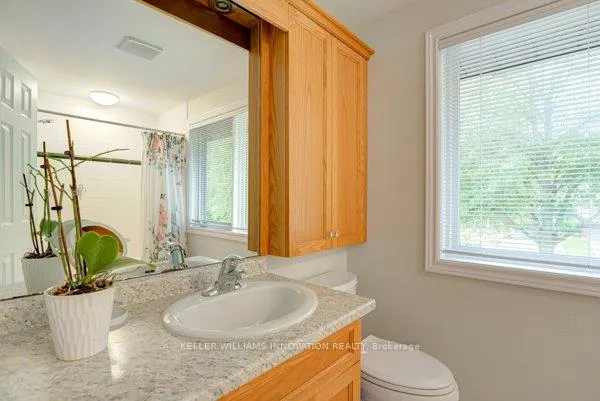 Photo 28 of 69 Longwood Drive, Waterloo — HOMEH