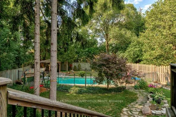 Photo 35 of 69 Longwood Drive, Waterloo — HOMEH