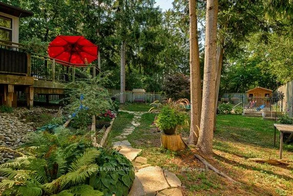 Photo 41 of 69 Longwood Drive, Waterloo — HOMEH
