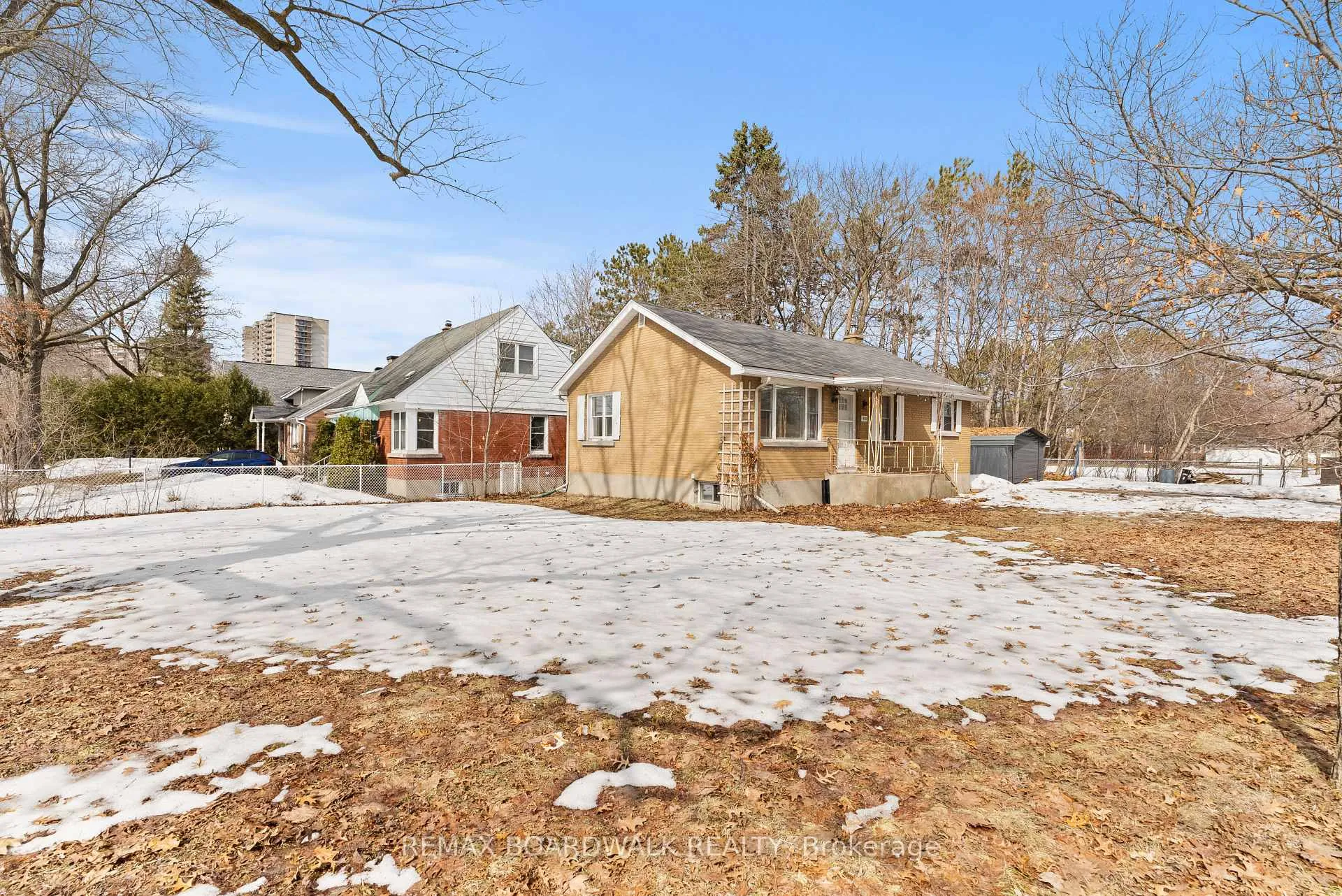 Photo 4 of 1610 Alta Vista Drive, Ottawa, Riverview Park — HOMEH