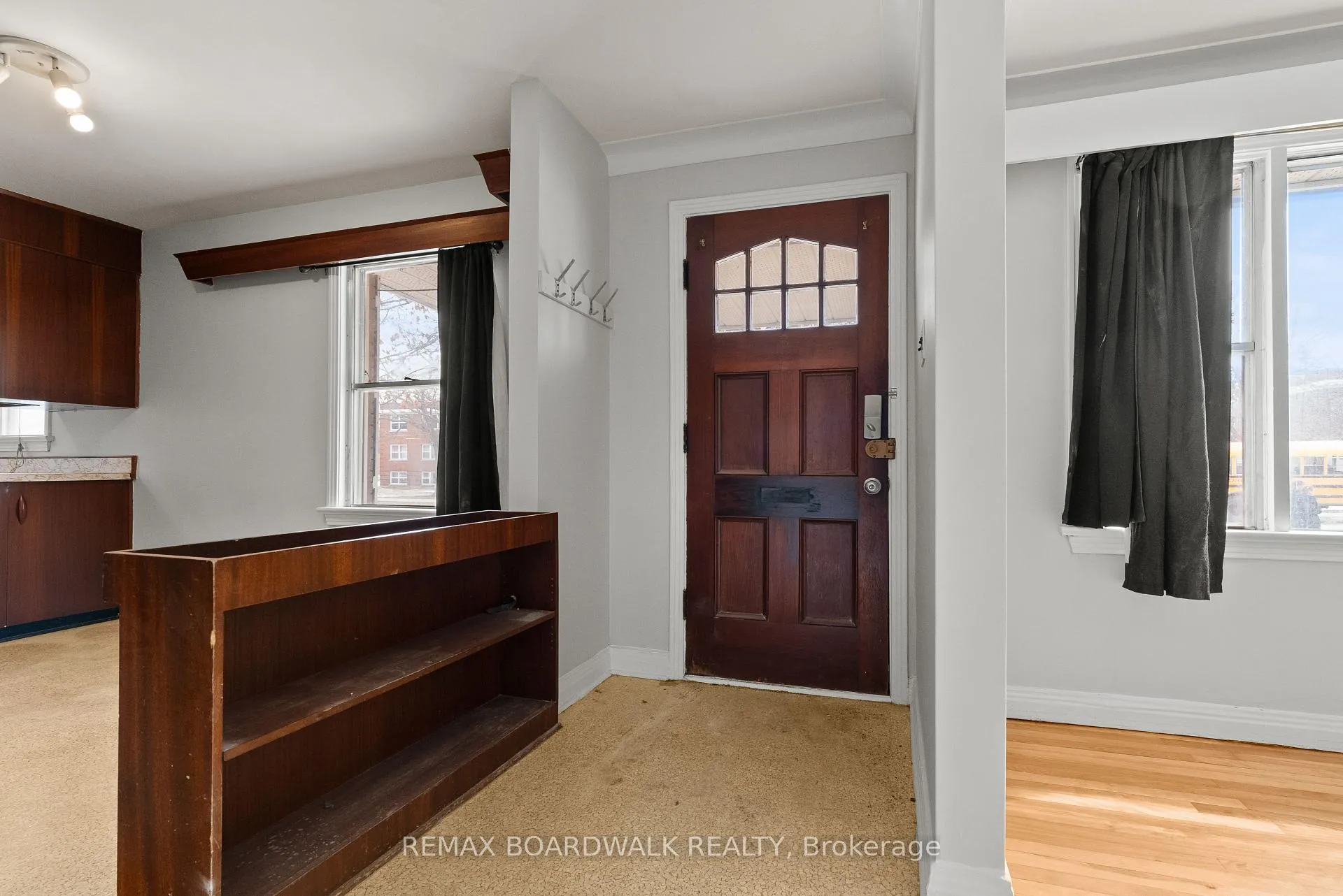 Photo 5 of 1610 Alta Vista Drive, Ottawa, Riverview Park — HOMEH