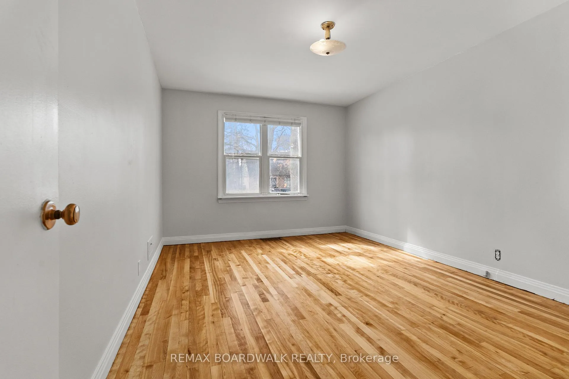 Photo 17 of 1610 Alta Vista Drive, Ottawa, Riverview Park — HOMEH