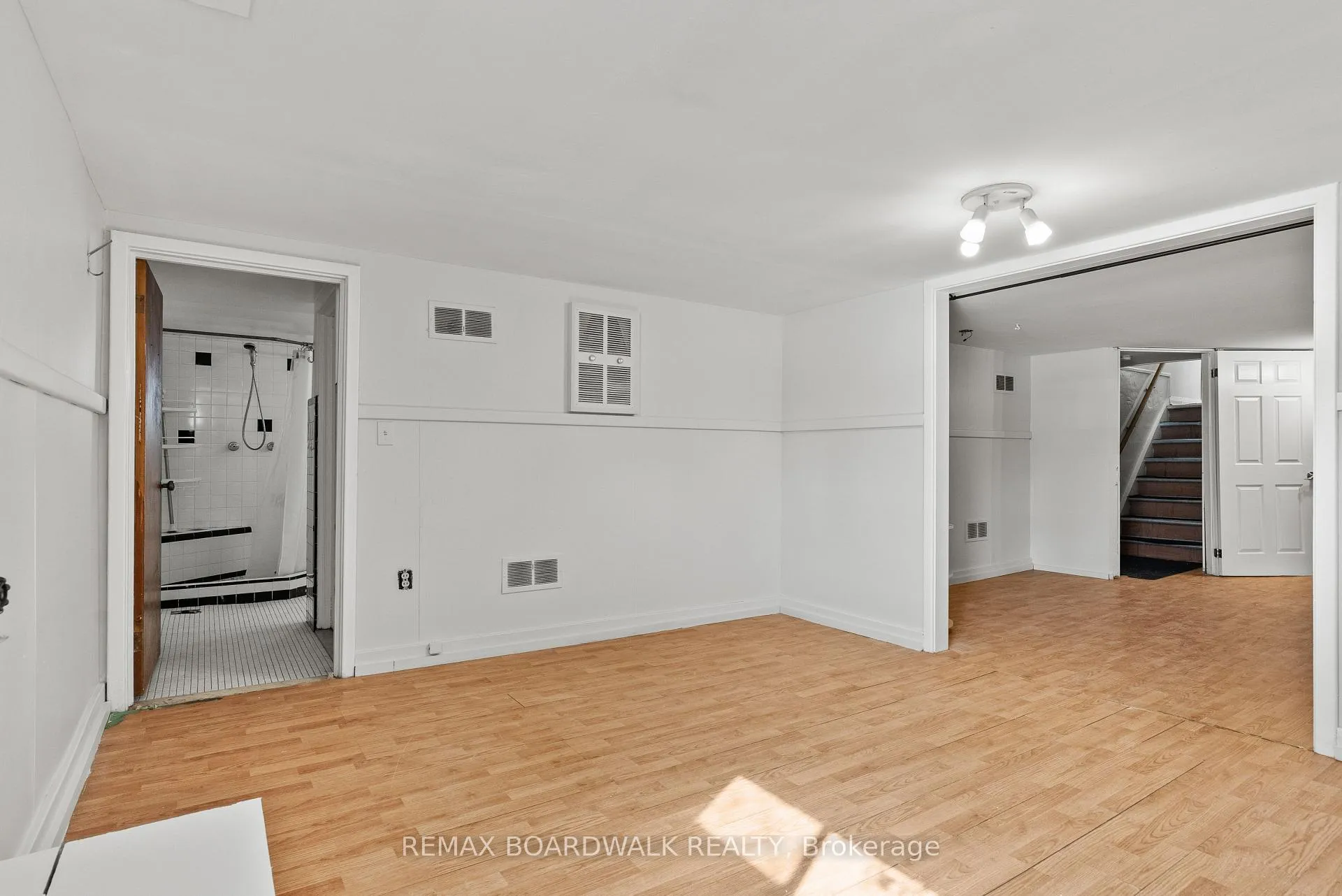 Photo 22 of 1610 Alta Vista Drive, Ottawa, Riverview Park — HOMEH