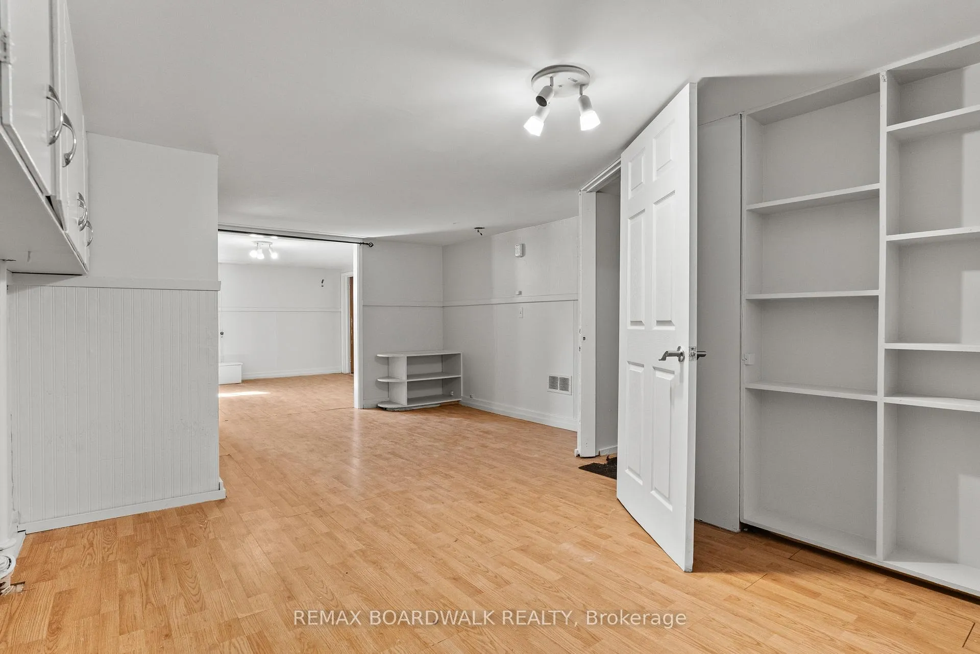 Photo 25 of 1610 Alta Vista Drive, Ottawa, Riverview Park — HOMEH