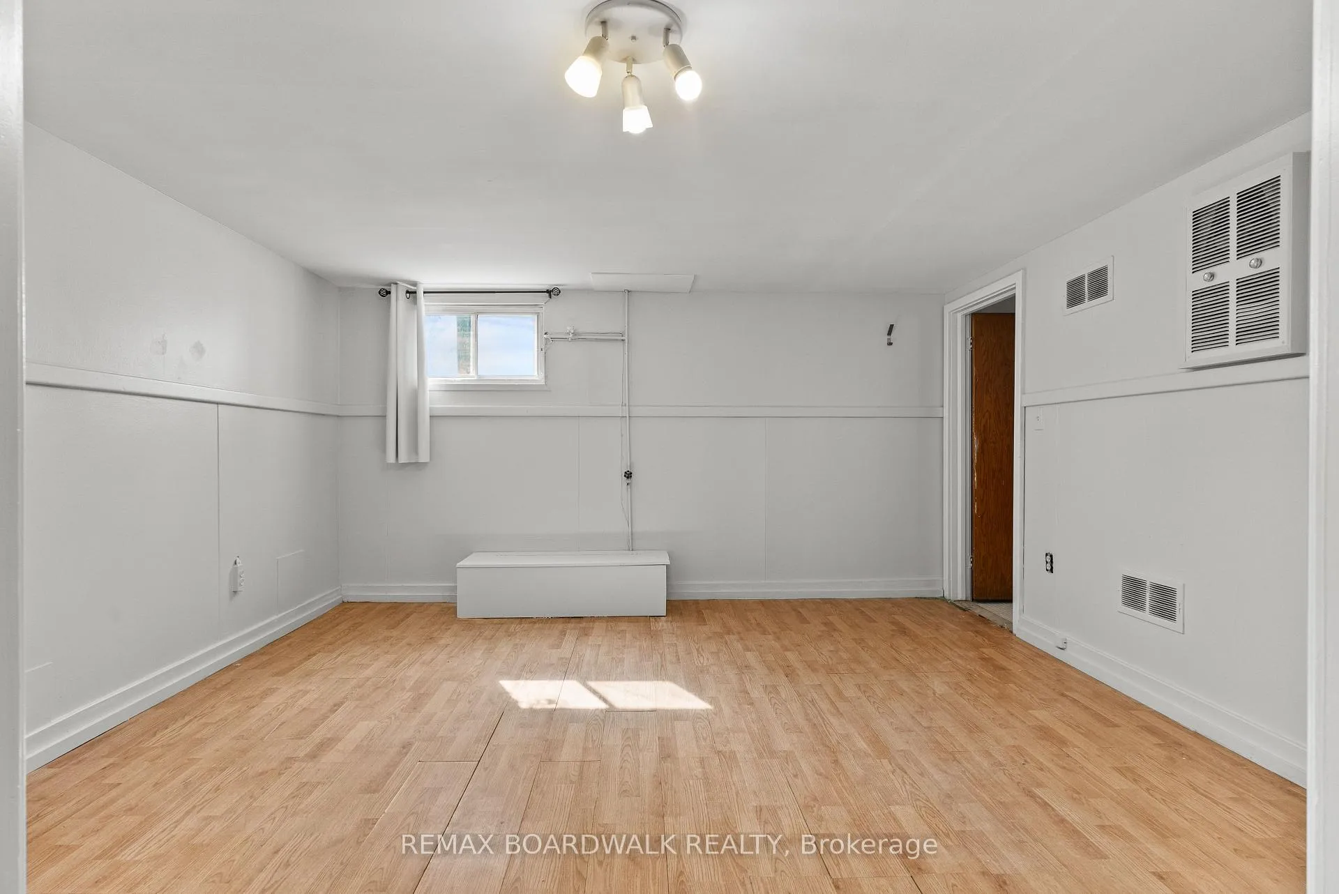 Photo 26 of 1610 Alta Vista Drive, Ottawa, Riverview Park — HOMEH