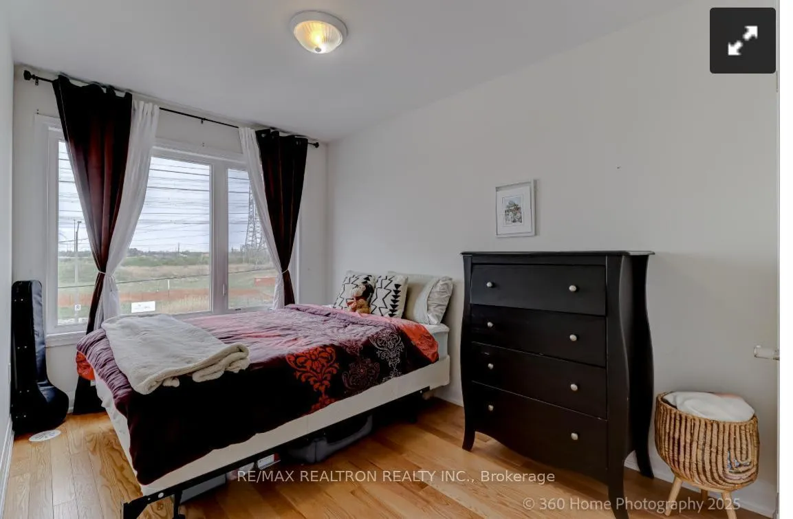 Photo 9 of 186 Moneypenny Place, Vaughan, Beverley Glen — HOMEH