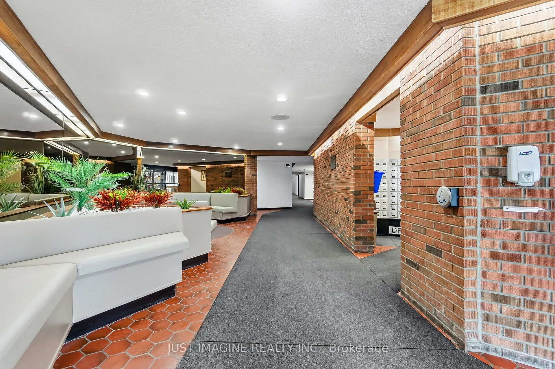 Photo 2 of Unit 721, 3100 Carling Avenue, Ottawa, Bayshore — HOMEH
