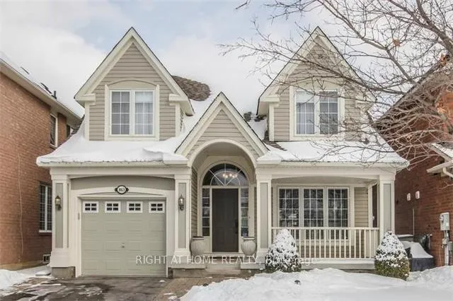 Front of 863 McDuffe Crescent
