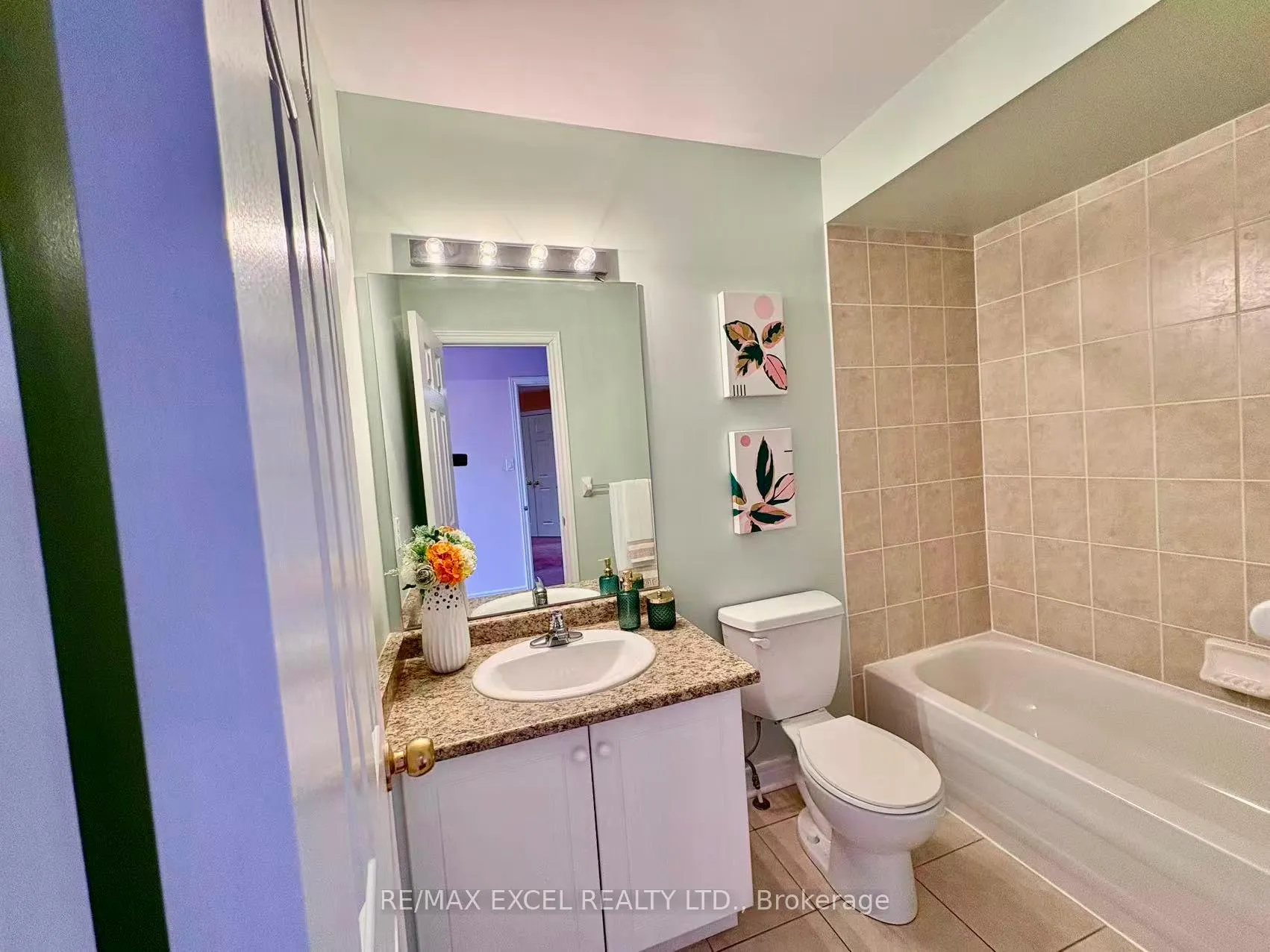 Photo 37 of 9 Outerbrook Road, Markham, Greensborough — HOMEH