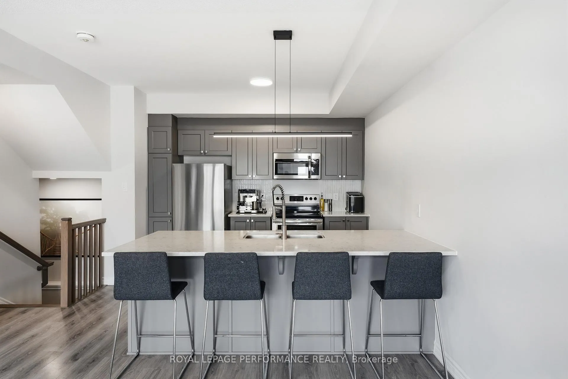 Photo 11 of 583 Ozawa Private, Ottawa, CFB Rockcliffe and Area — HOMEH