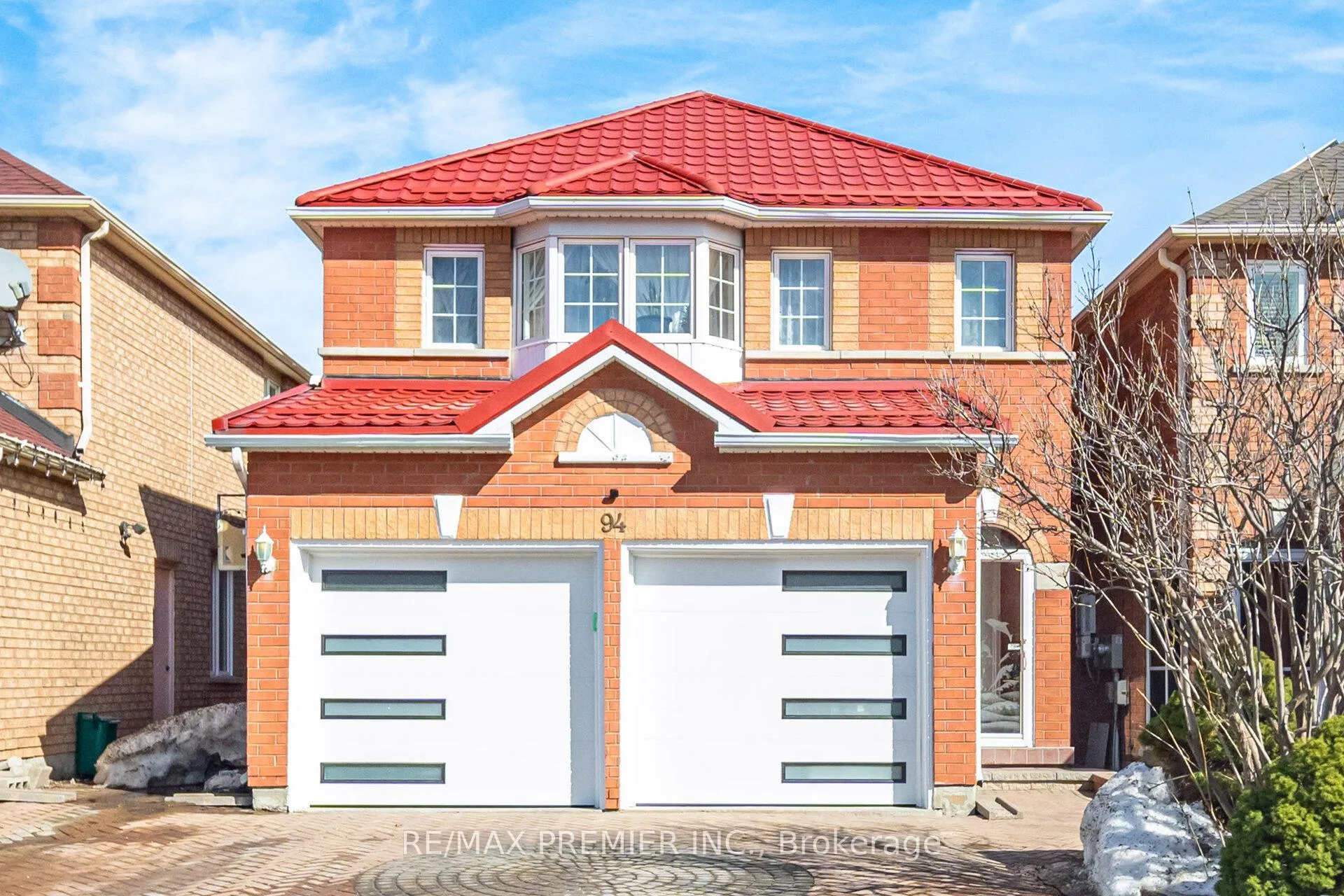 Photo 1 of 94 Apollo Road, Markham, Middlefield — HOMEH