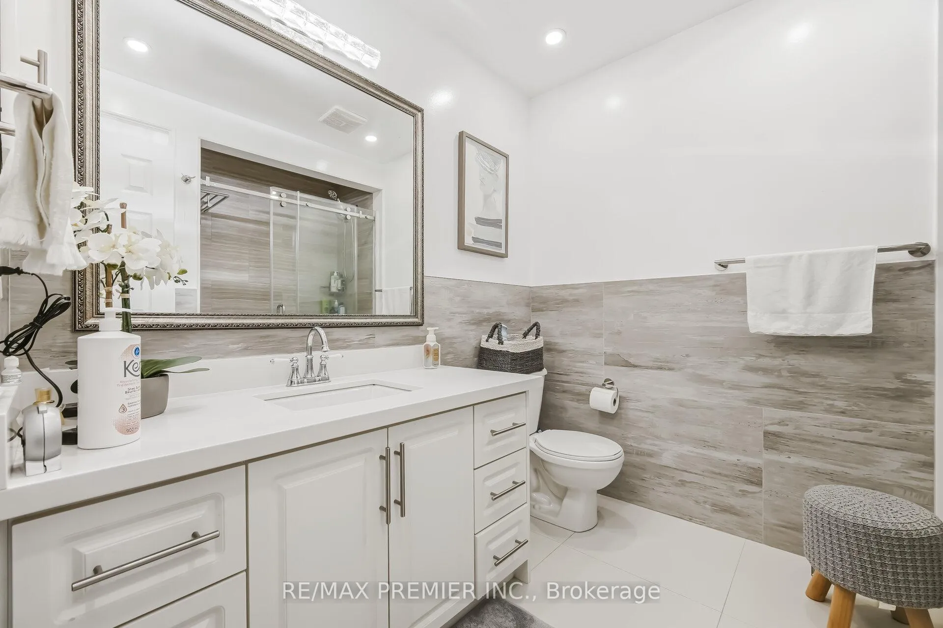 Photo 28 of 94 Apollo Road, Markham, Middlefield — HOMEH