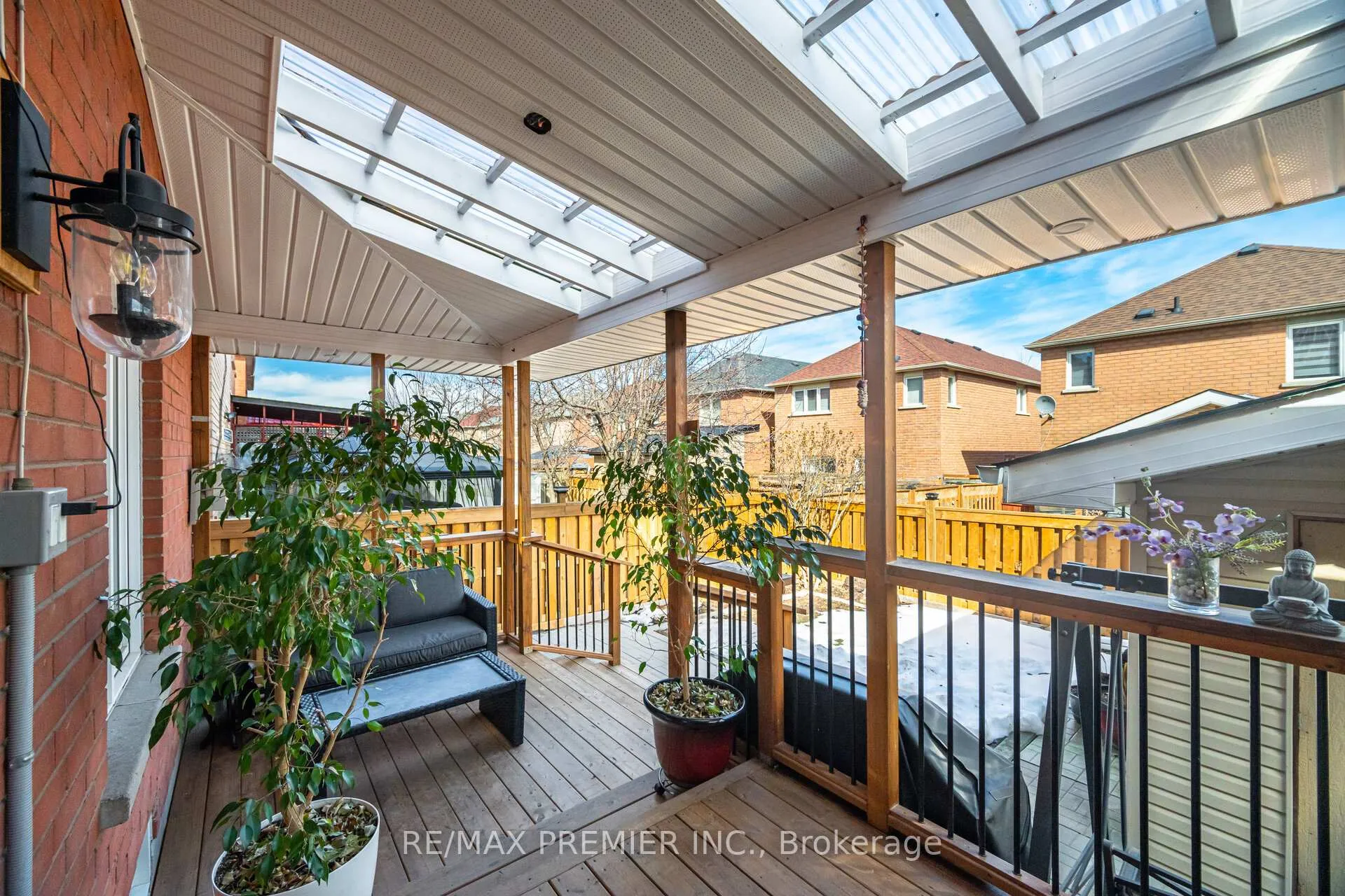 Photo 42 of 94 Apollo Road, Markham, Middlefield — HOMEH