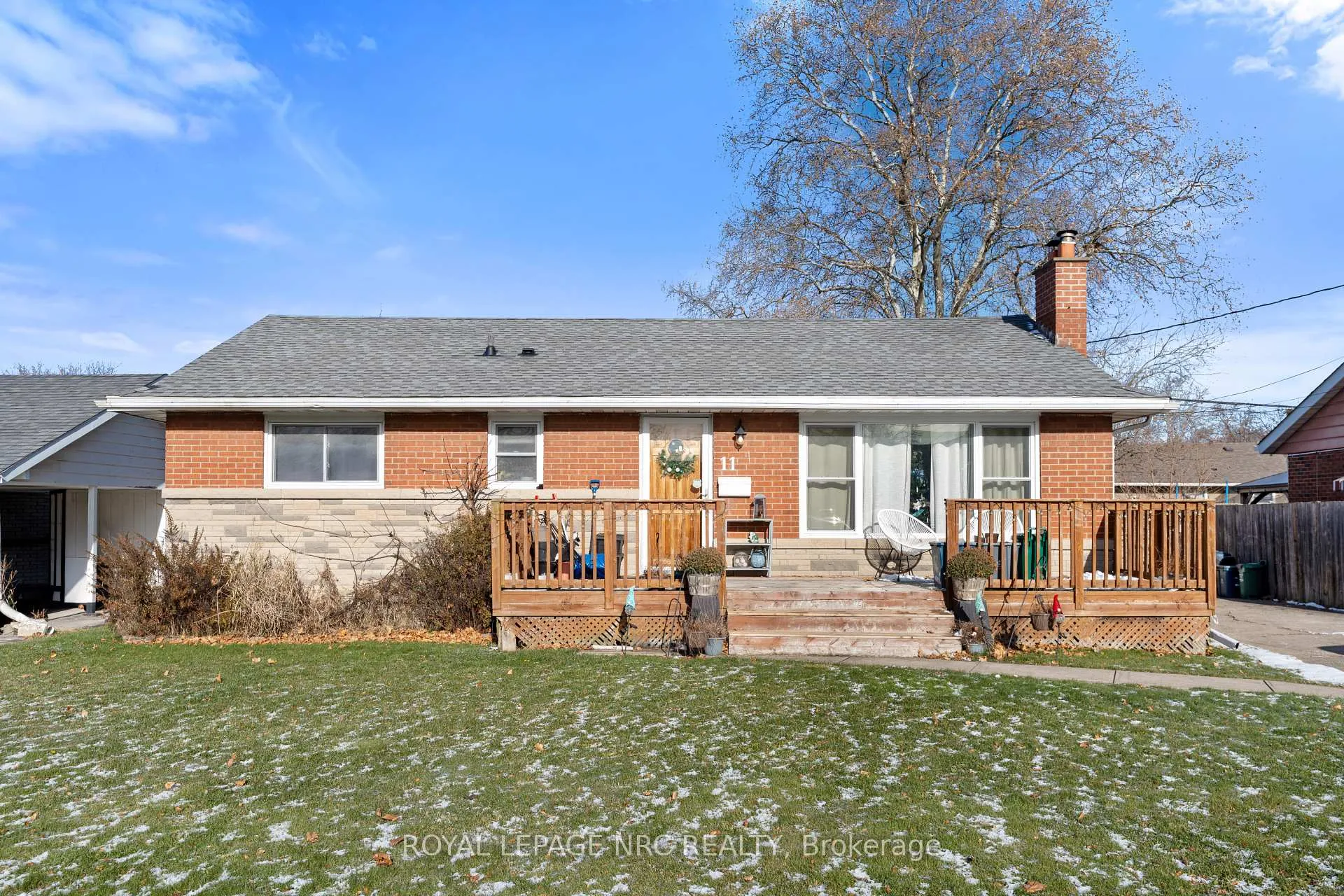 Photo 1 of Unit LOWER, 11 Broadmore Avenue, St. Catharines, Carlton/Bunting — HOMEH