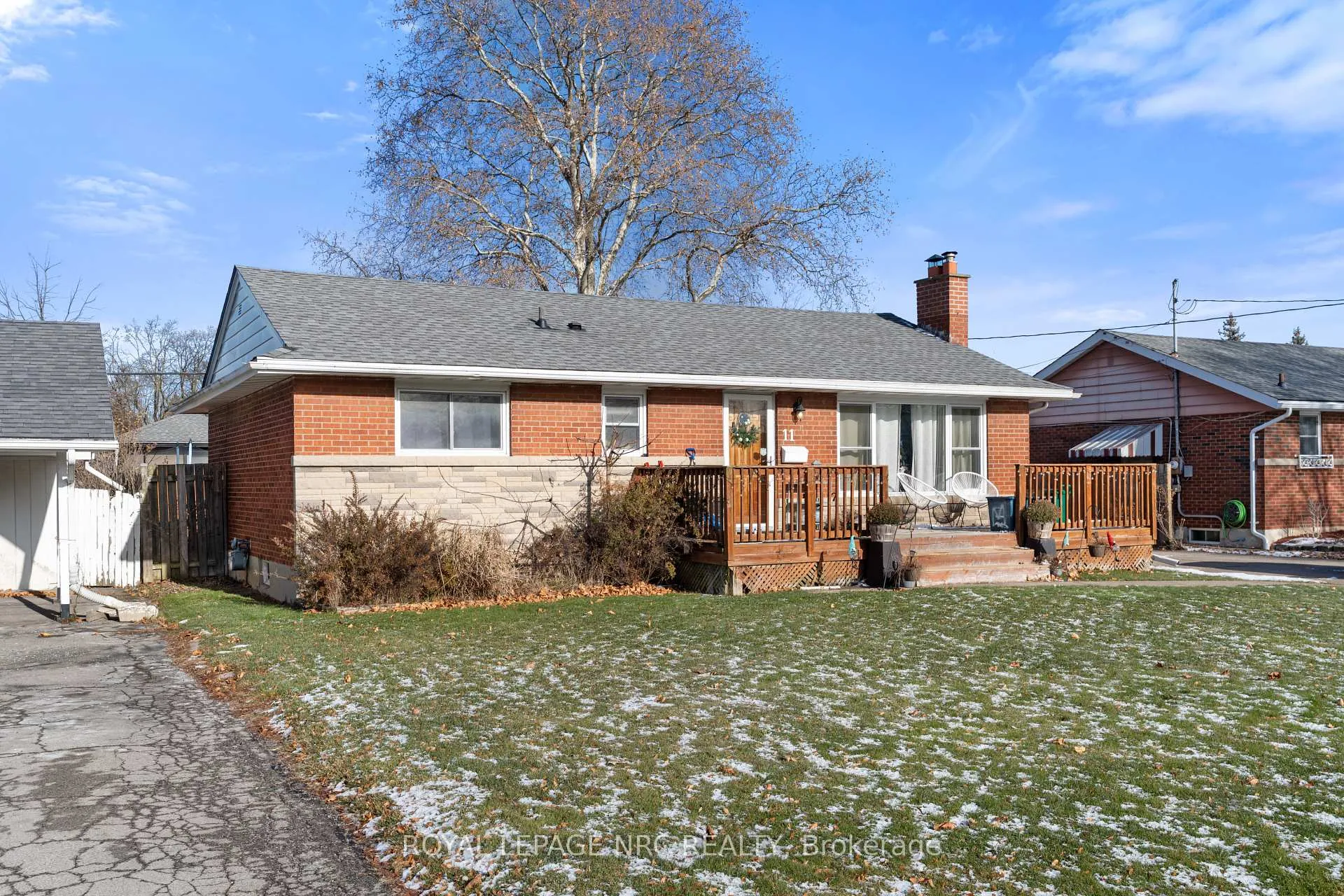 Photo 2 of Unit LOWER, 11 Broadmore Avenue, St. Catharines, Carlton/Bunting — HOMEH