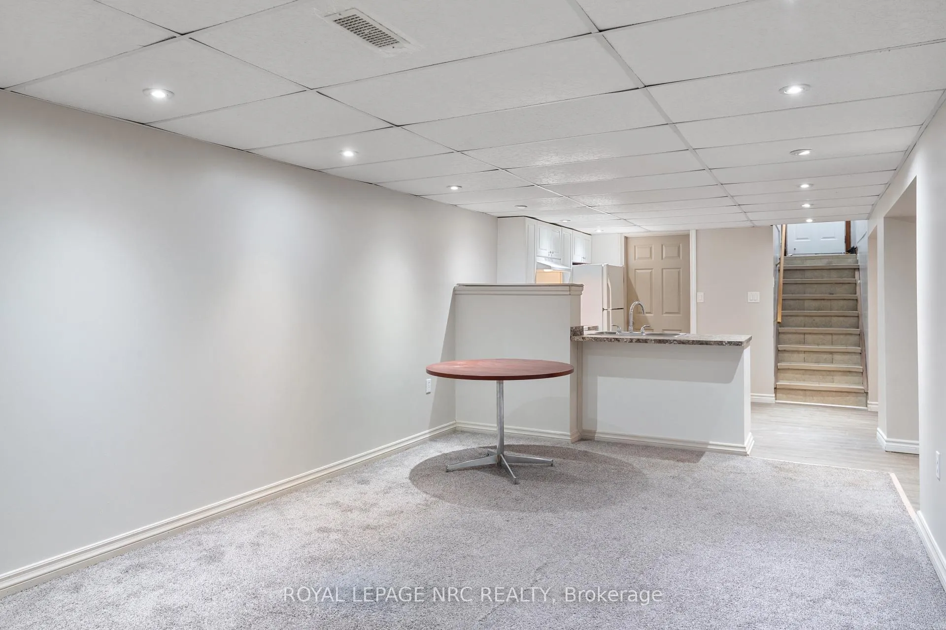 Photo 8 of Unit LOWER, 11 Broadmore Avenue, St. Catharines, Carlton/Bunting — HOMEH
