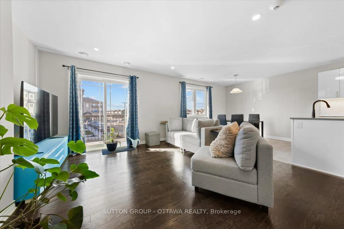 Photo 10 of Unit 4, 360 Tribeca Private, Ottawa, Barrhaven - Longfields — HOMEH