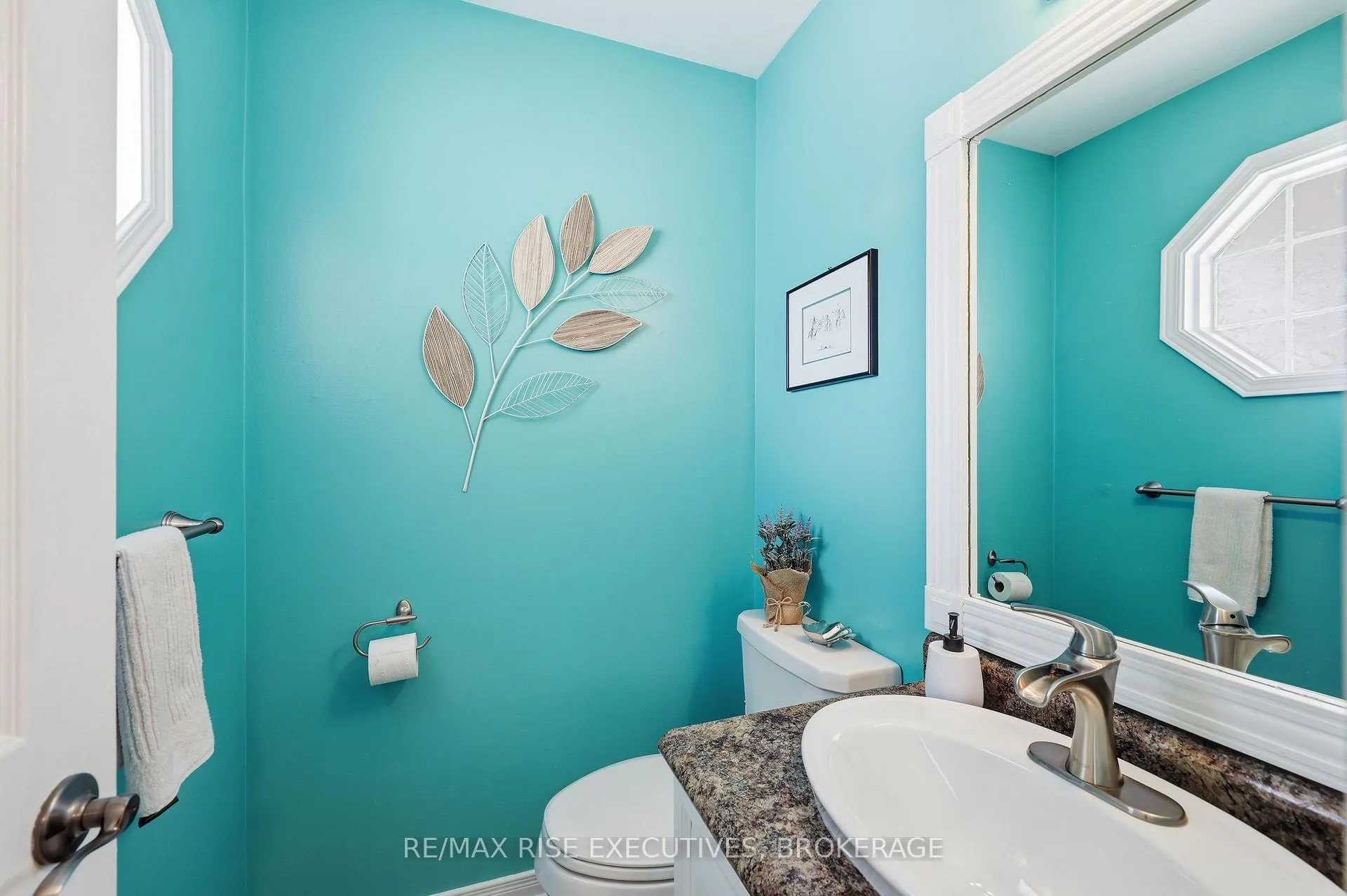 Photo 9 of 524 Grandtrunk Avenue, Kingston, East Gardiners Rd — HOMEH
