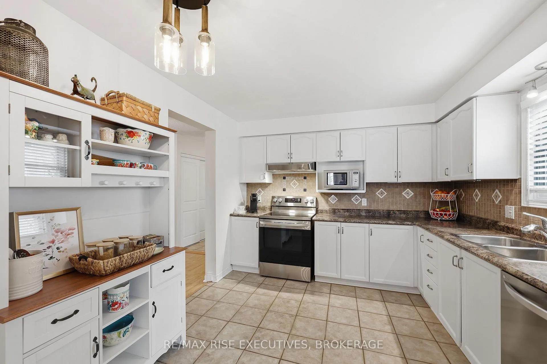 Photo 14 of 524 Grandtrunk Avenue, Kingston, East Gardiners Rd — HOMEH