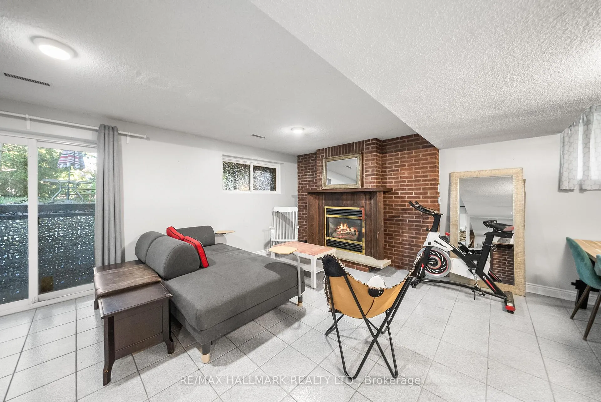 Photo 2 of Unit Bsmnt, 51 Watson Street, Scarborough, Highland Creek — HOMEH