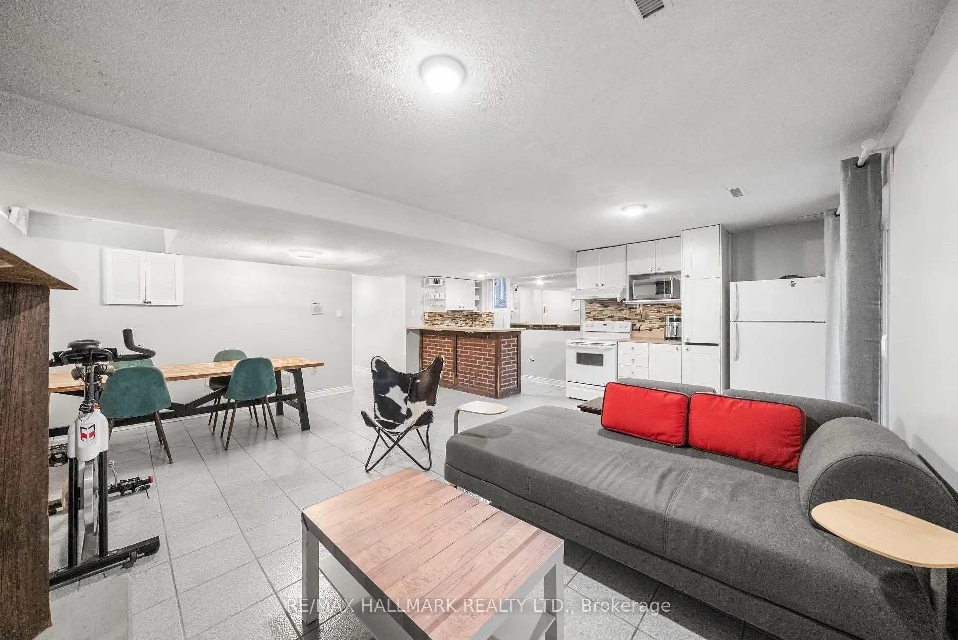 Photo 3 of Unit Bsmnt, 51 Watson Street, Scarborough, Highland Creek — HOMEH