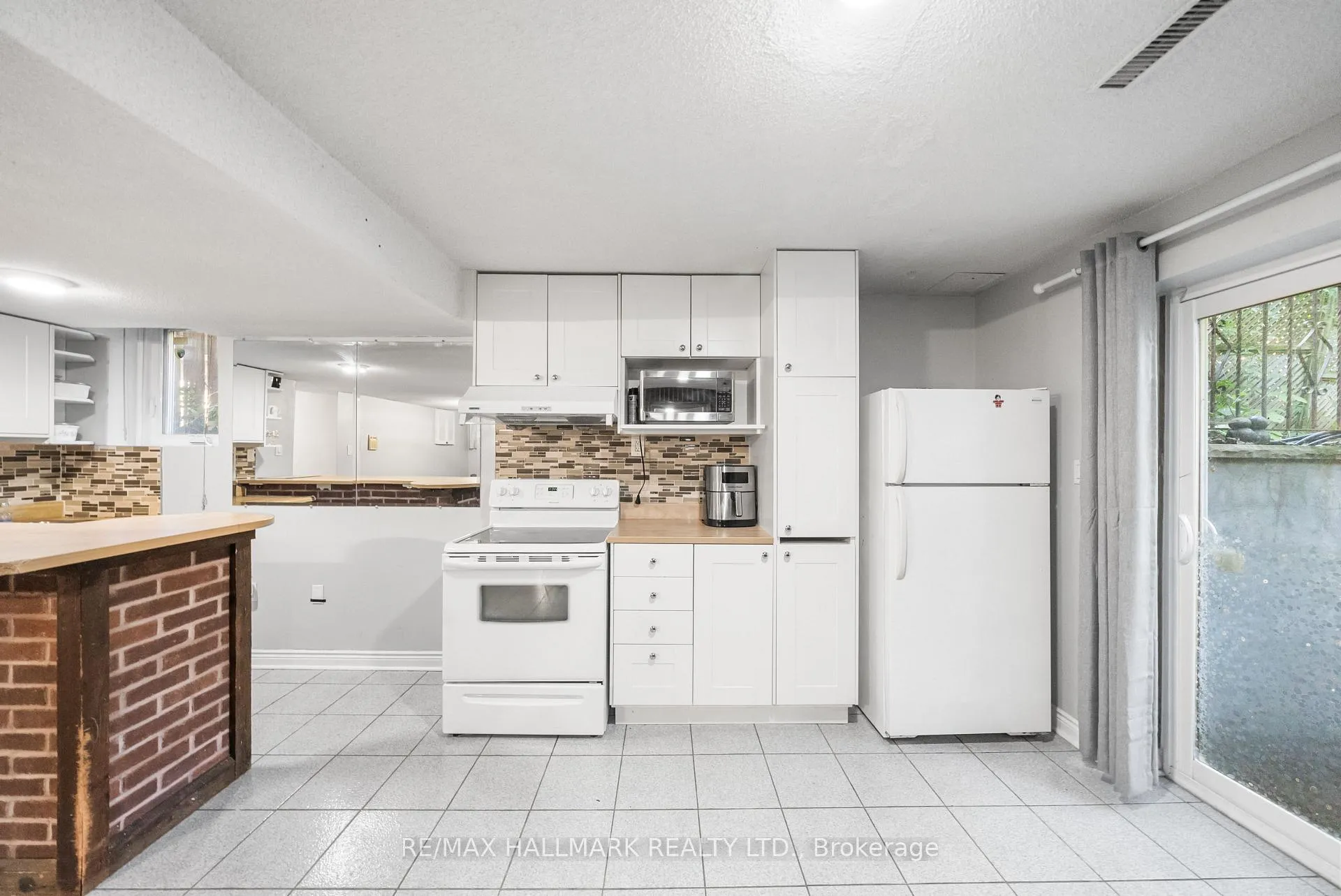 Photo 13 of Unit Bsmnt, 51 Watson Street, Scarborough, Highland Creek — HOMEH