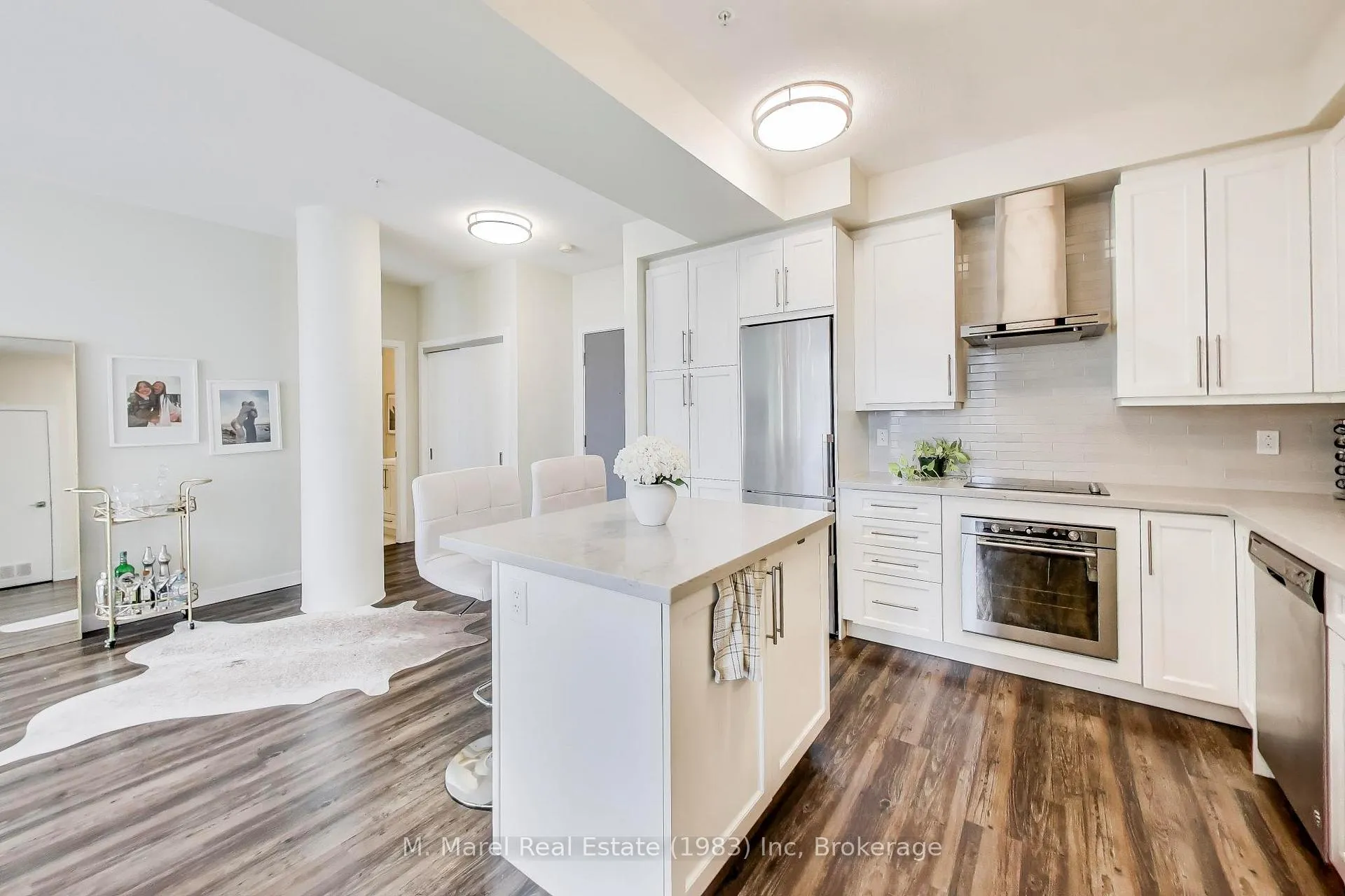 Photo 8 of Unit 905, 2081 Fairview Street, Burlington, Freeman — HOMEH