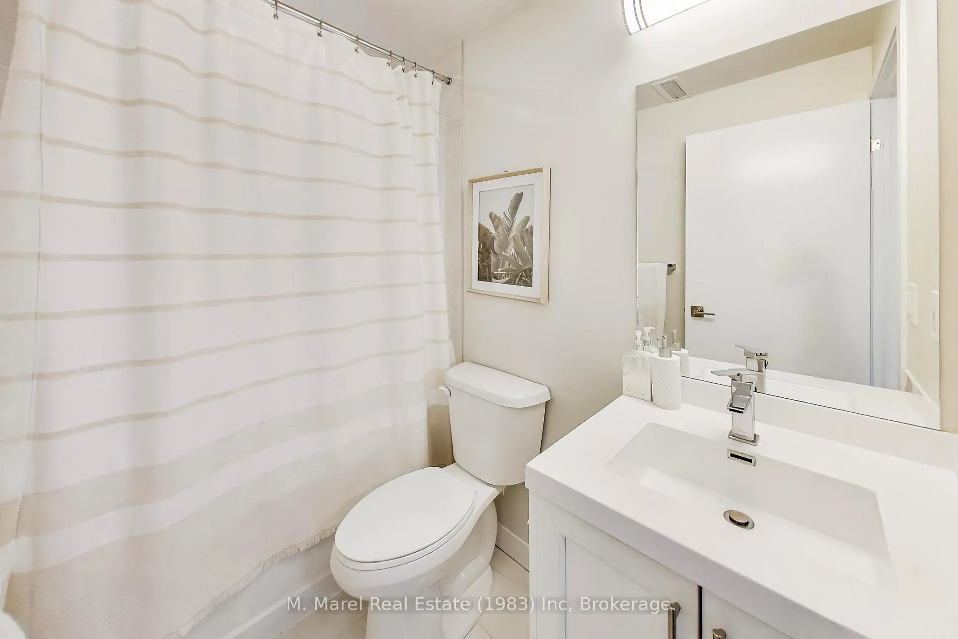 Photo 11 of Unit 905, 2081 Fairview Street, Burlington, Freeman — HOMEH