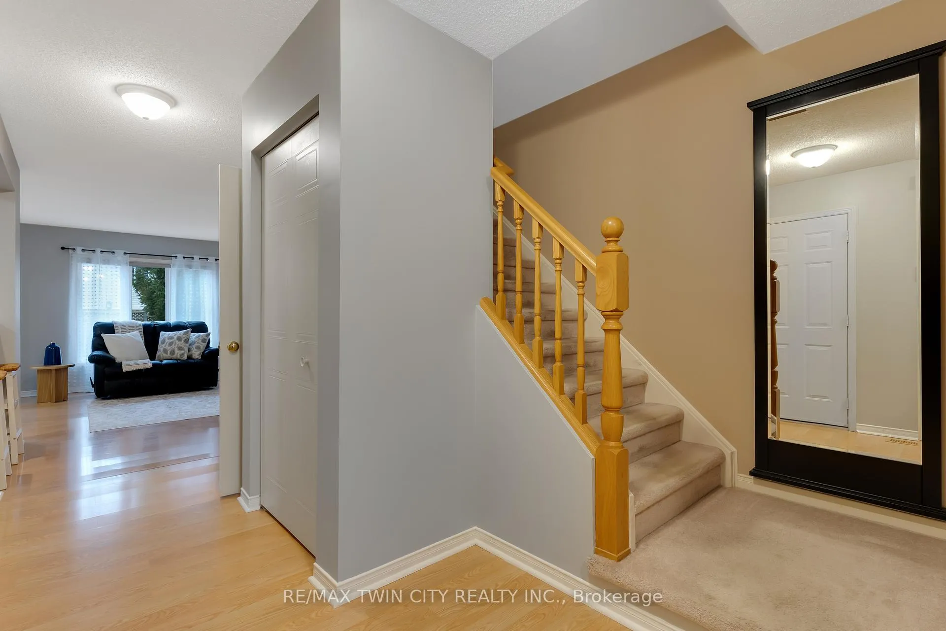 Photo 6 of 599 Canso Place, Waterloo — HOMEH