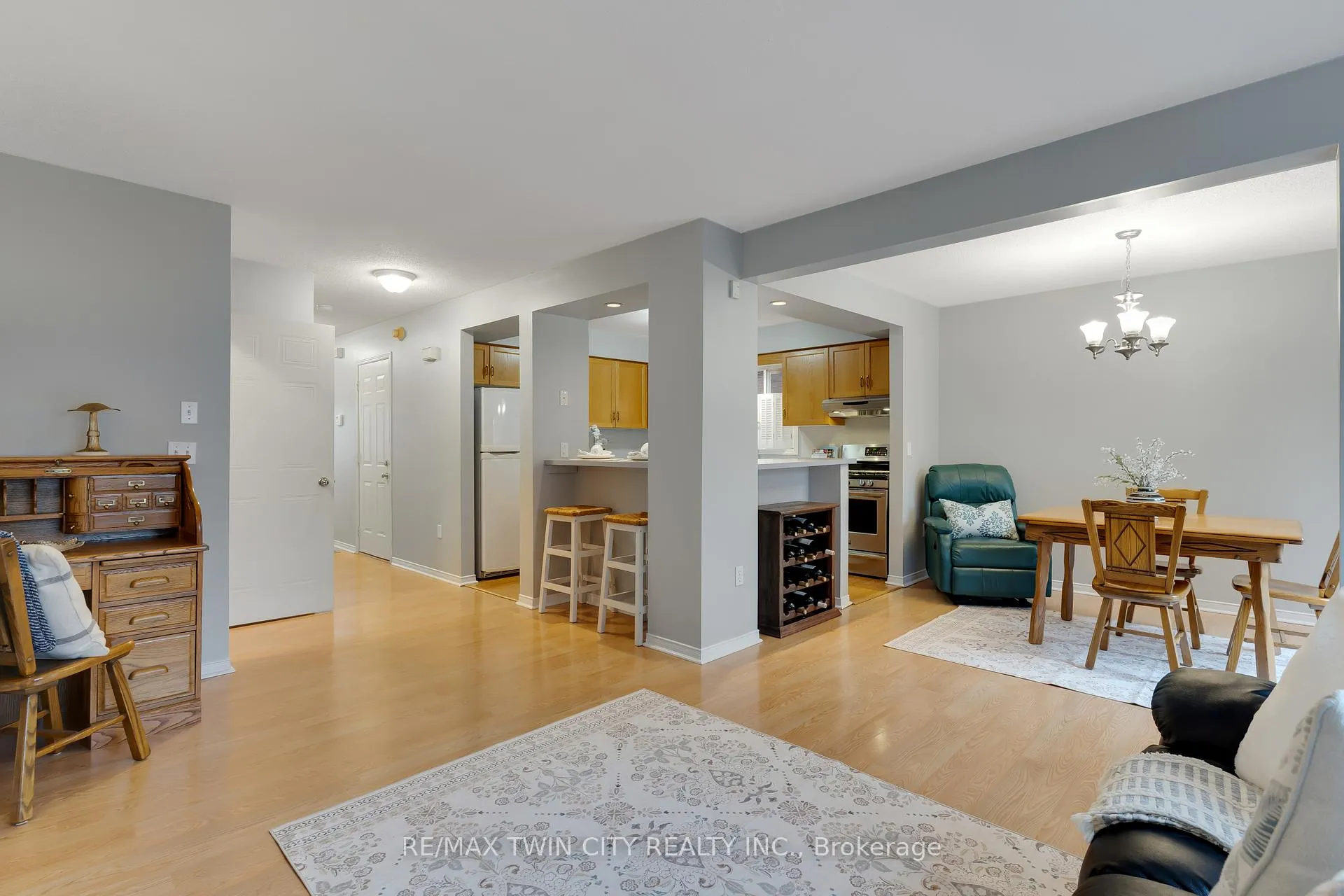 Photo 9 of 599 Canso Place, Waterloo — HOMEH