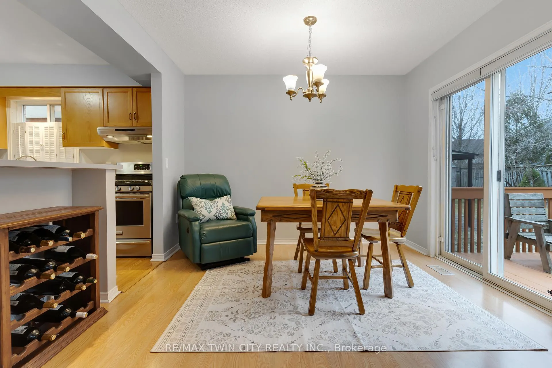 Photo 11 of 599 Canso Place, Waterloo — HOMEH