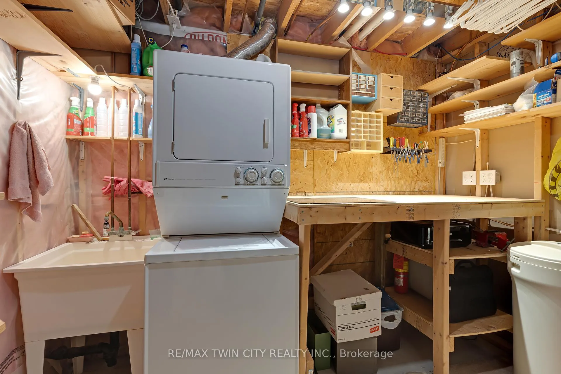 Photo 34 of 599 Canso Place, Waterloo — HOMEH