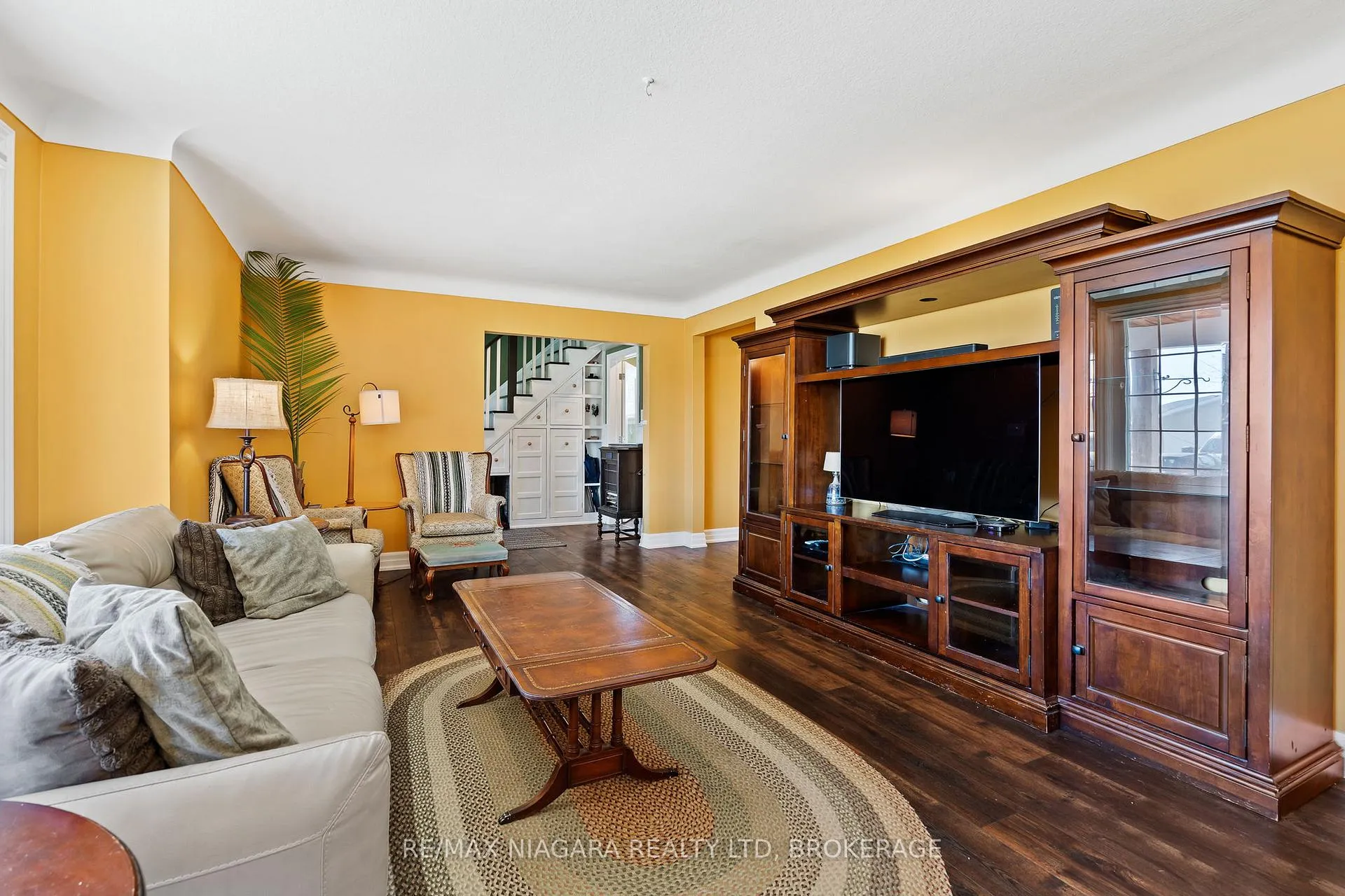 Photo 5 of 267 Vansickle Road, St. Catharines, Rykert/Vansickle — HOMEH