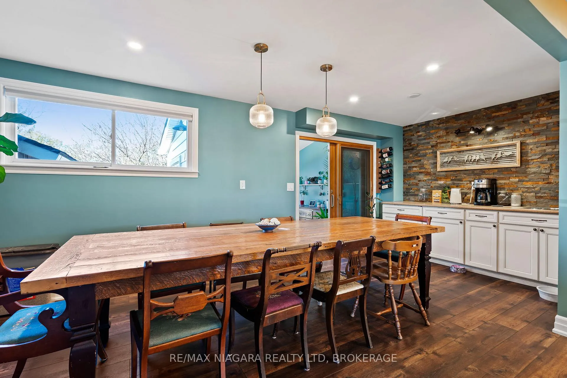 Photo 10 of 267 Vansickle Road, St. Catharines, Rykert/Vansickle — HOMEH